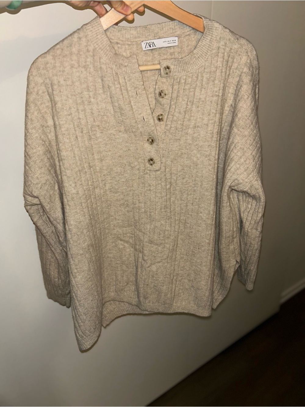 Zara oversized henley button sweater size S